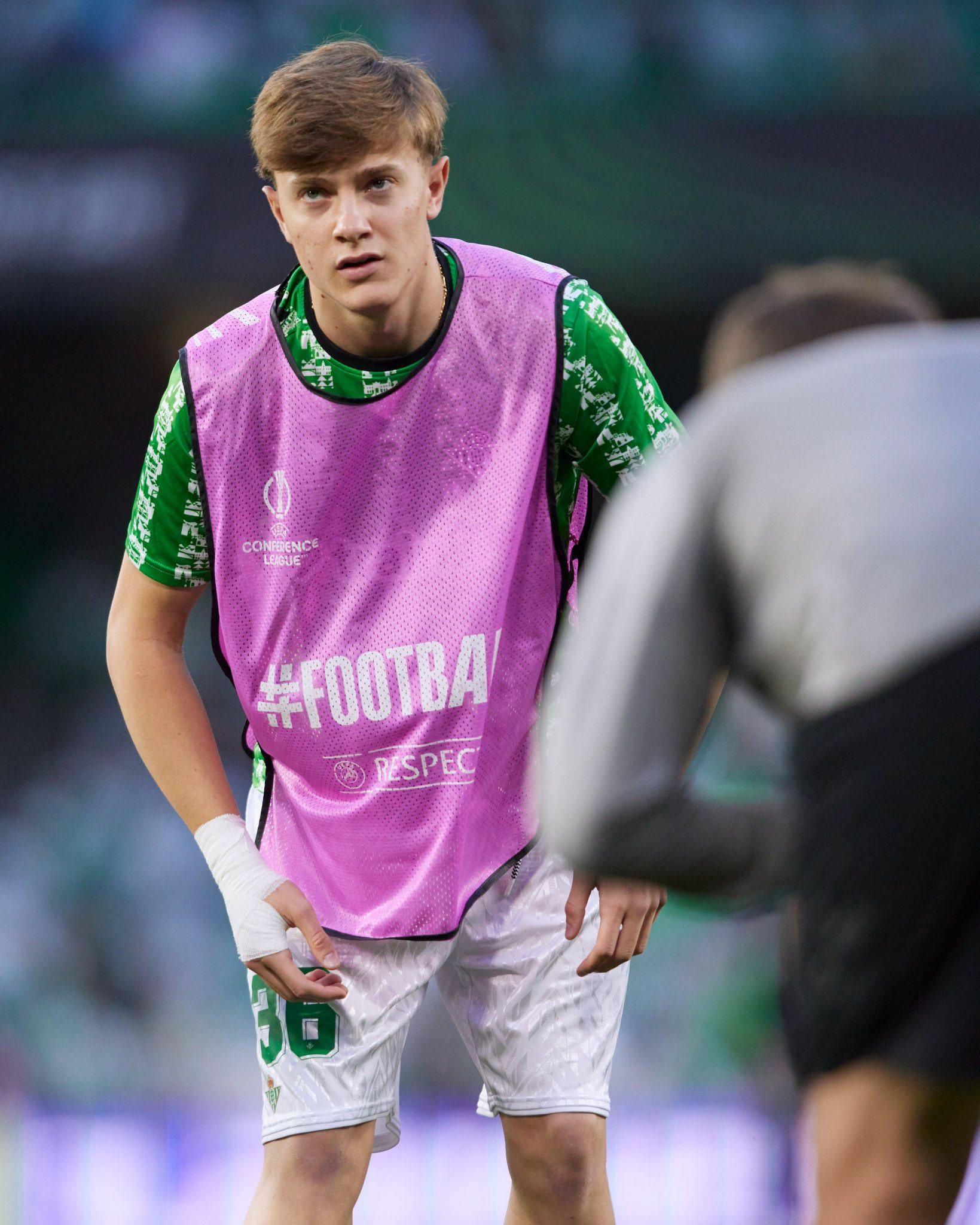Jesús Rodríguez: «De un día para otro estaba debutando en Primera División»