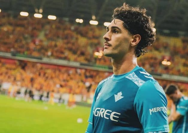 El Betis y el Atlético de Madrid acercan posturas por Johnny Cardoso