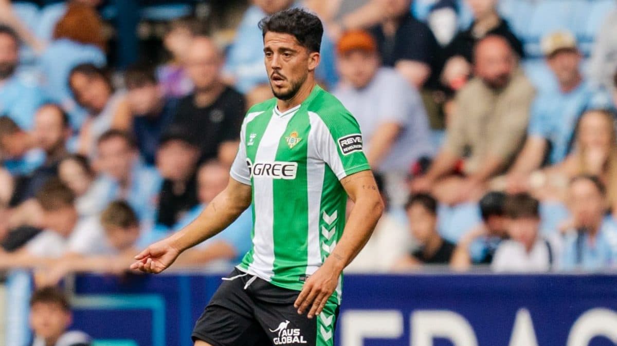 El Betis no logra pasar del empate ante el Coventry City