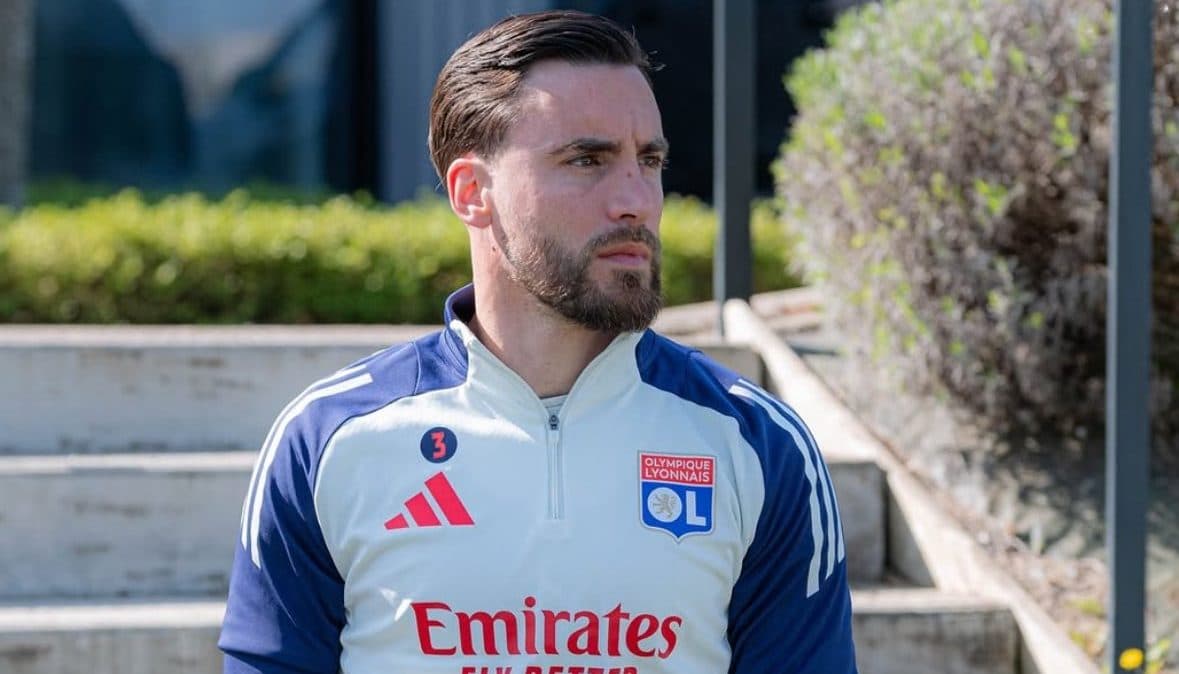 Nicolás Tagliafico se queda en el Olympique de Lyon y no fichará por el Sevilla