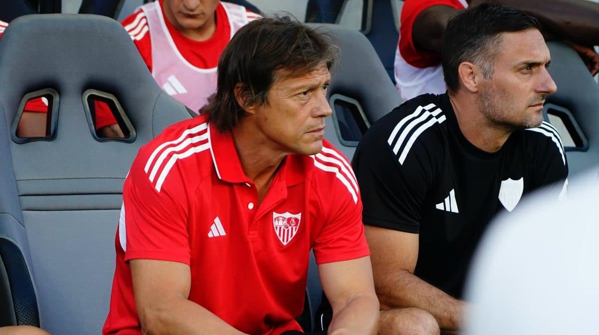 El Sevilla anuncia que el cuerpo técnico de Matías Almeyda tiene tres nuevos integrantes