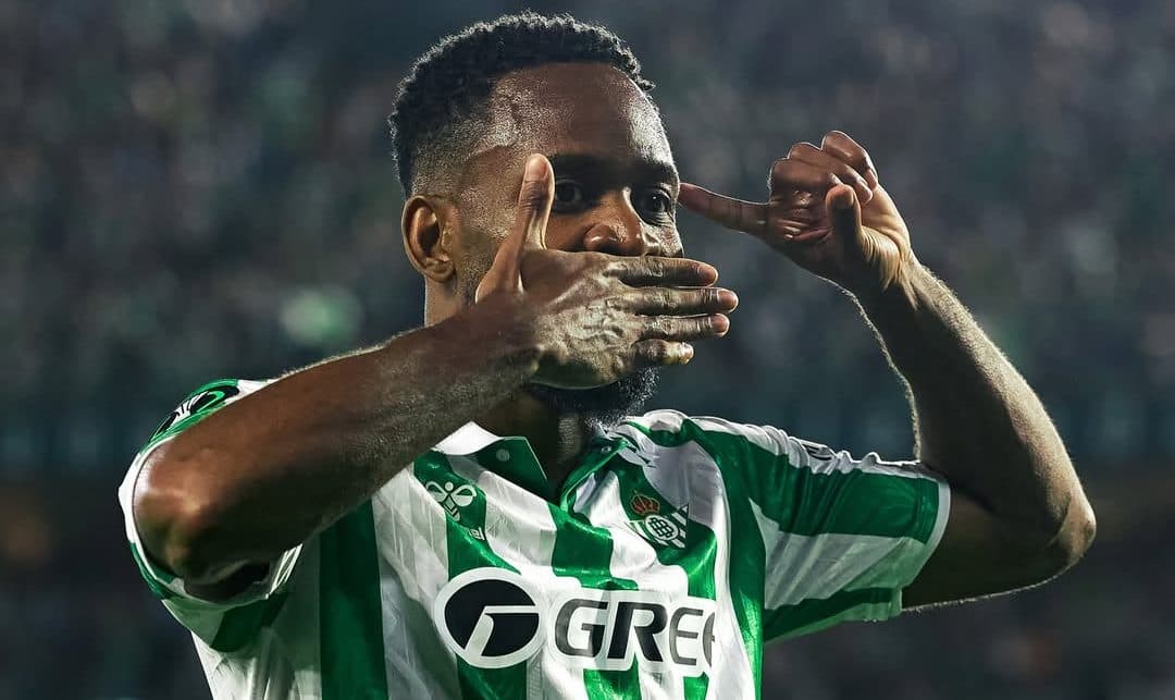 Bakambu y su nuevo récord histórico: máximo goleador del Betis en Europa