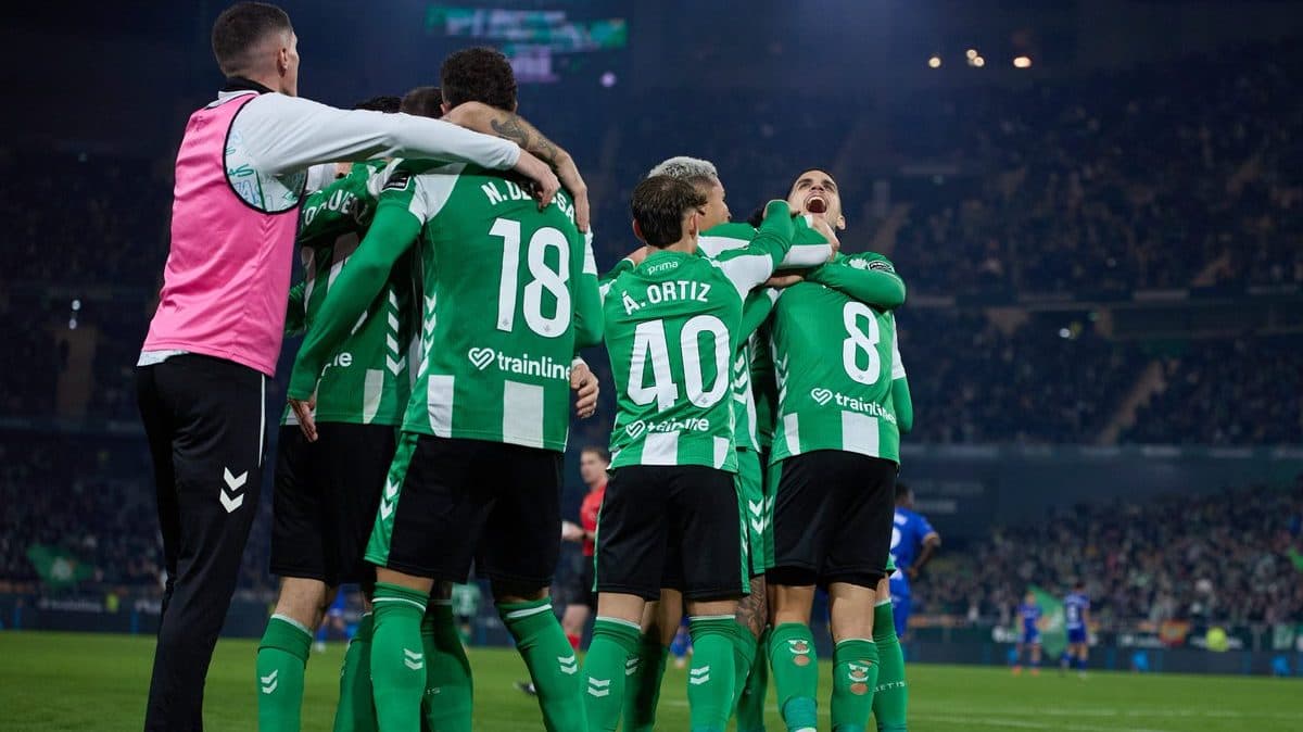 La quinta plaza entra en su momento más decisivo para el Betis