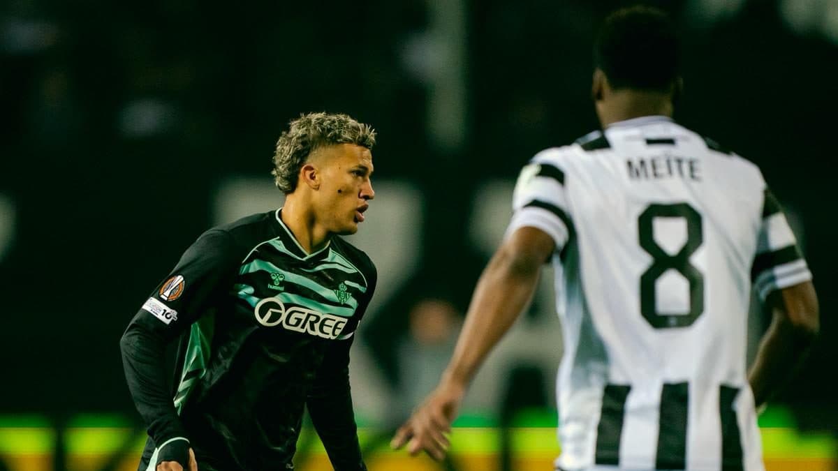 El Betis busca romper su gafe en Grecia