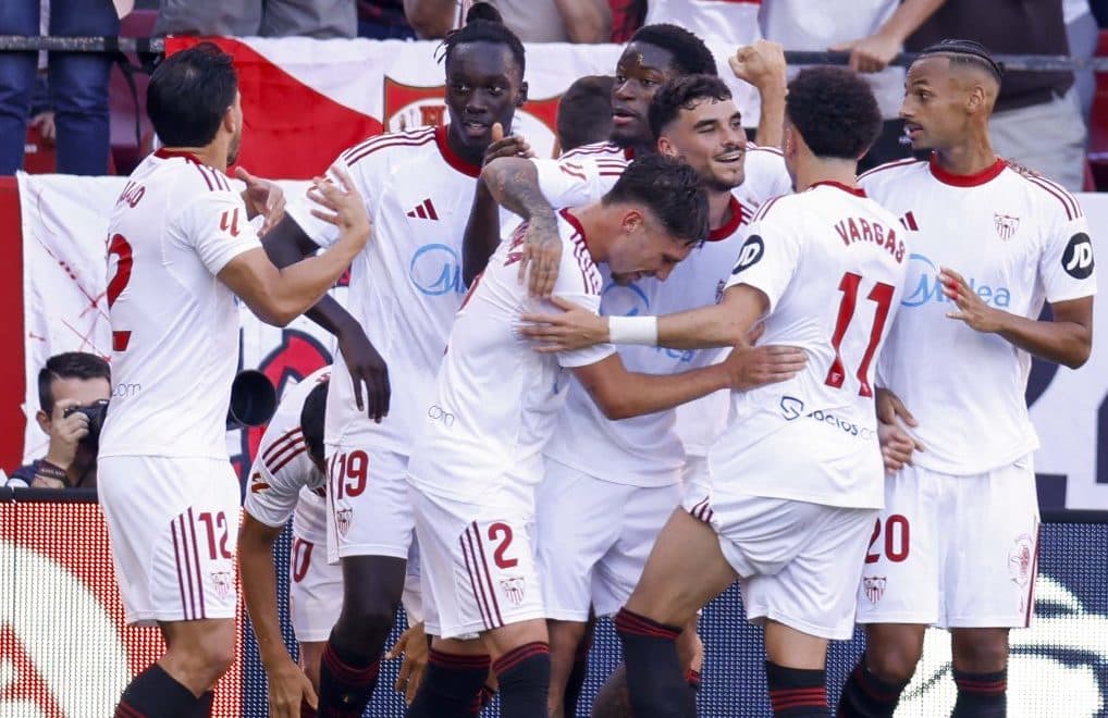 Horario y dónde ver el Levante-Sevilla: nueva final para alejarse del descenso