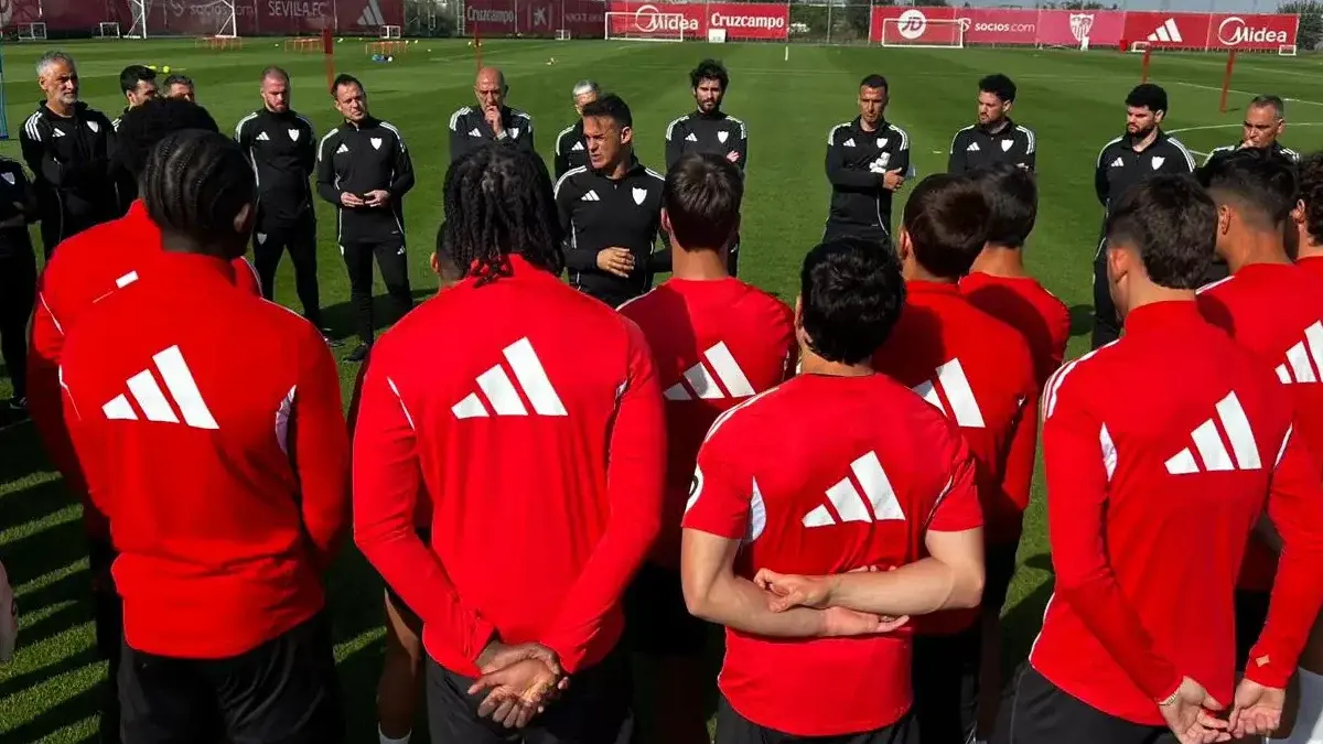 Los jugadores del Sevilla ya conocen cuál es el cuerpo técnico de Luis García Plaza