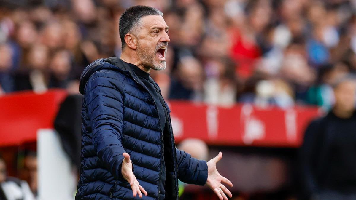 García Pimienta y su etapa en el Sevilla: «Estábamos más cerca de Europa que del descenso»