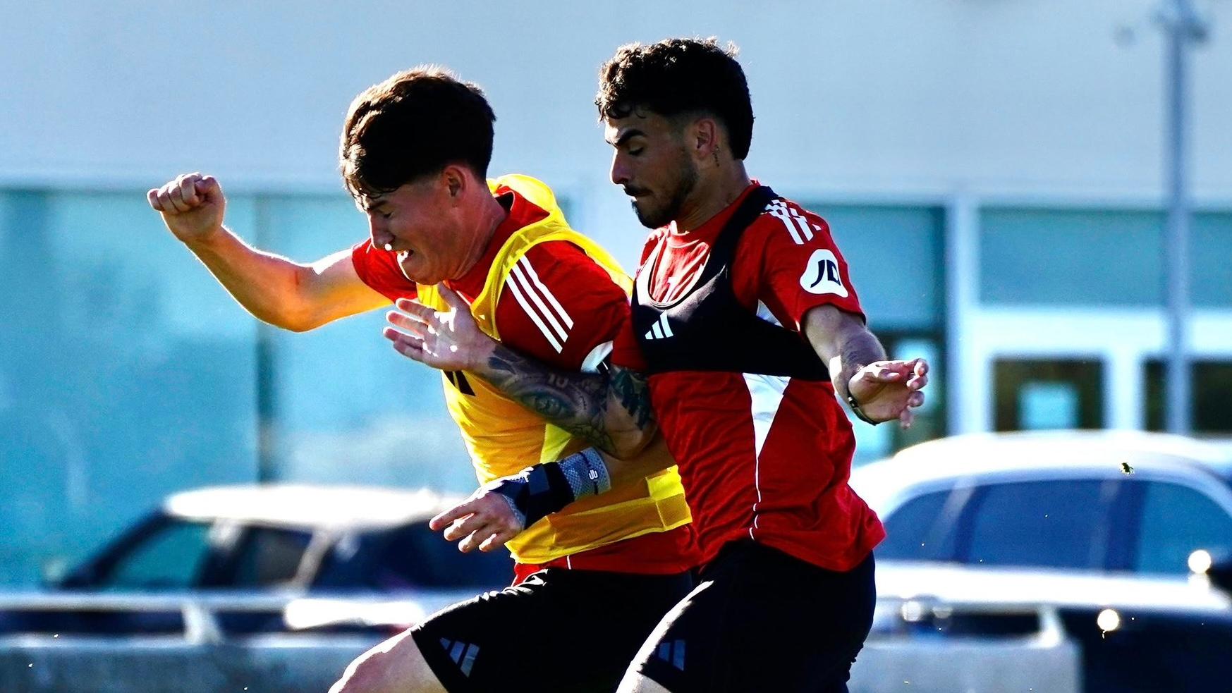 Cordón y Januzaj, protagonistas en el ‘partidillo' entre el Sevilla y el Sevilla Atlético