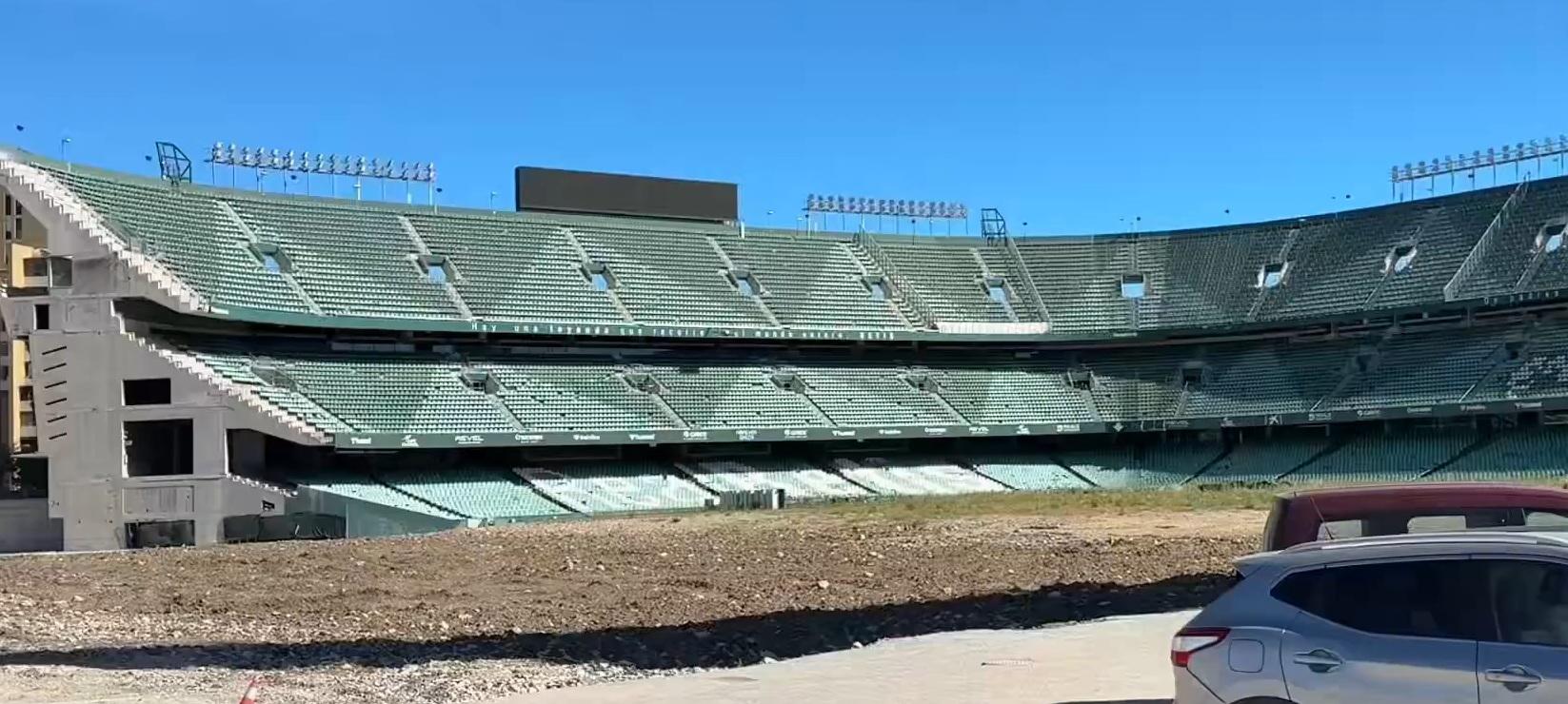 Las máquinas ya ruedan en el nuevo Benito Villamarín: El Betis reanuda las obras