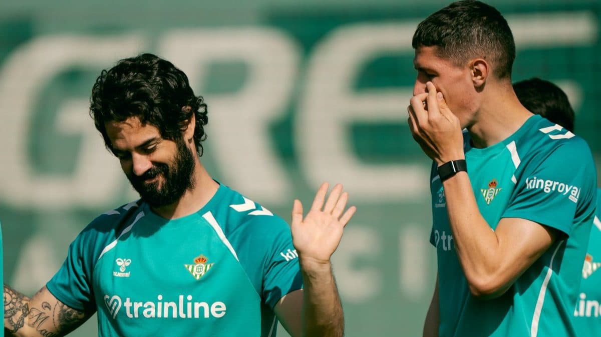 Isco vuelve a entrenar con el grupo mientras el Betis se prepara para Braga