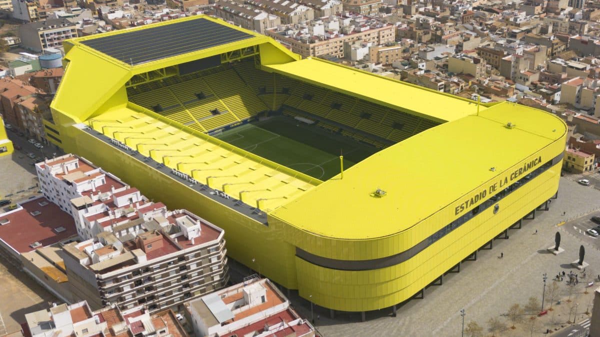El Sevilla se vuelca con su afición para otra final por la permanencia en Villarreal