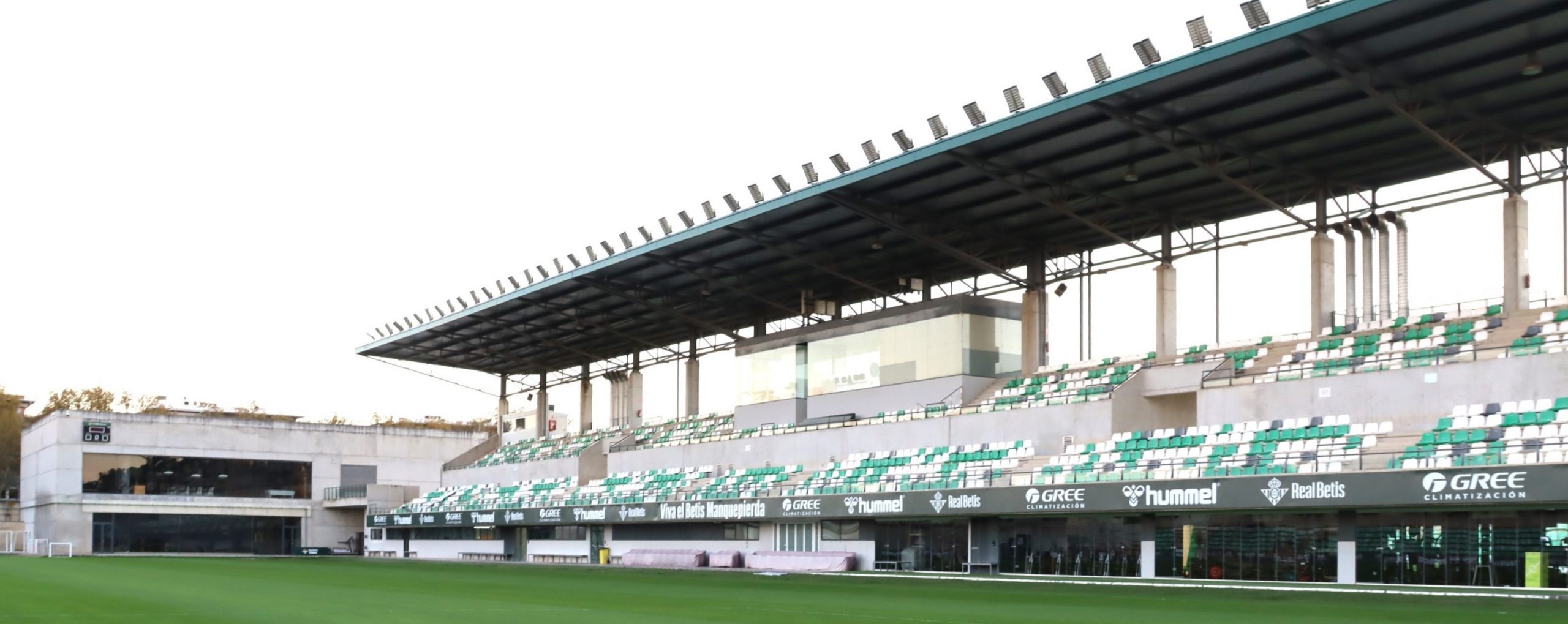 El Real Betis vuelve a los entrenamientos