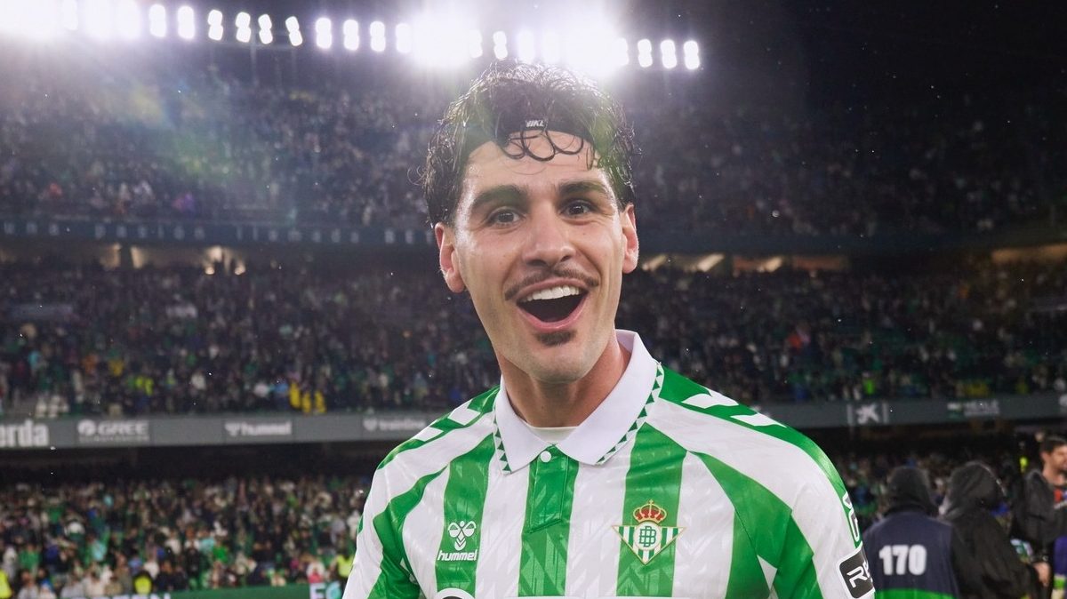 Johnny Cardoso: «Me llevo cada momento con esta camiseta»