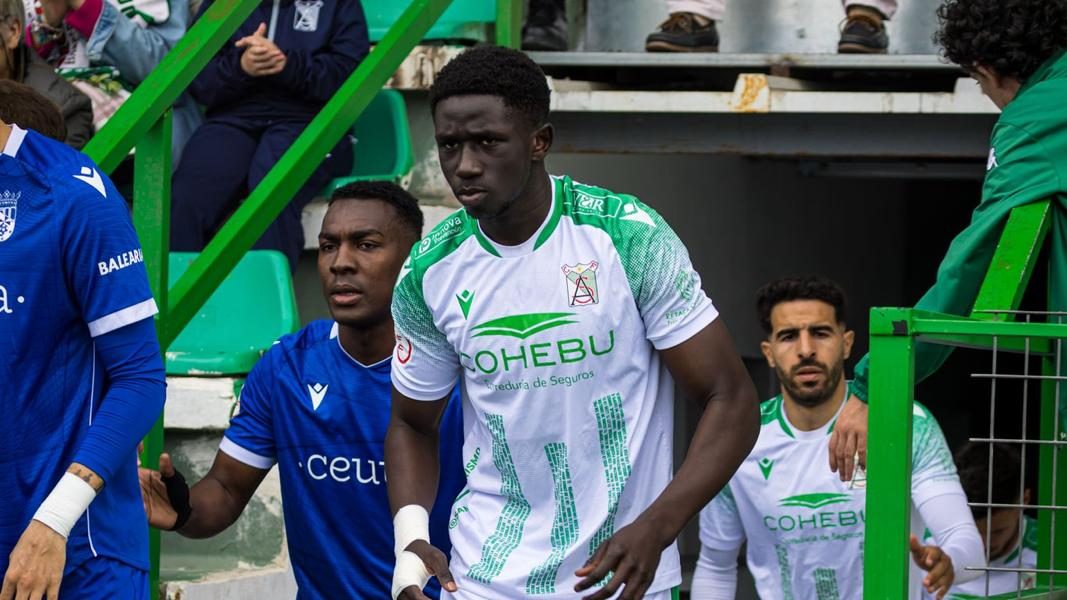 Gnangoro Bouare apuesta por el Betis ante el interés de Portugal