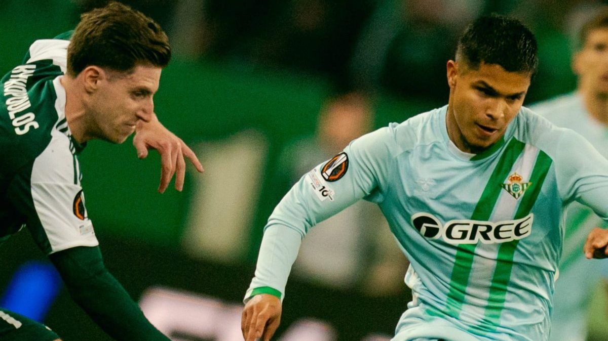 Horario y dónde ver el Betis-Panathinaikos: obligados a remontar para seguir vivos en Europa
